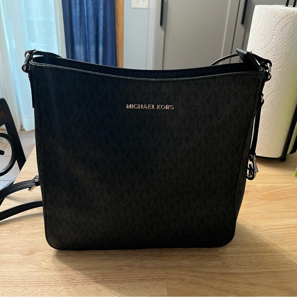 Michael Kors Crossbody Purse